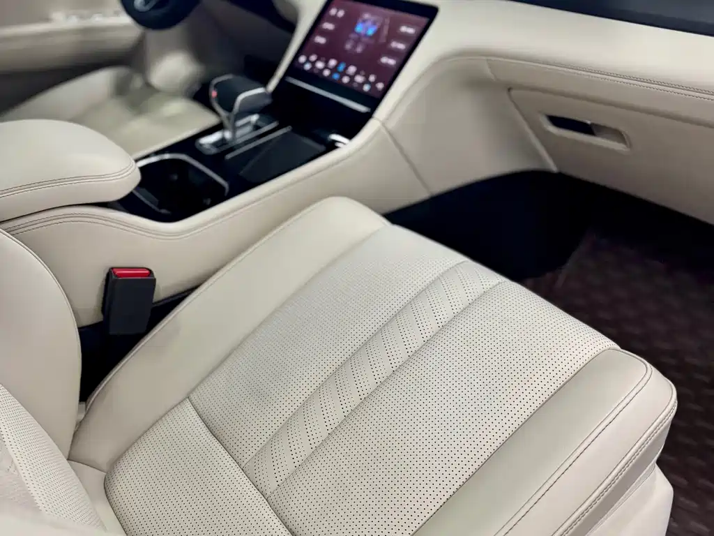 Li Auto Li ONE — миниатюра 20