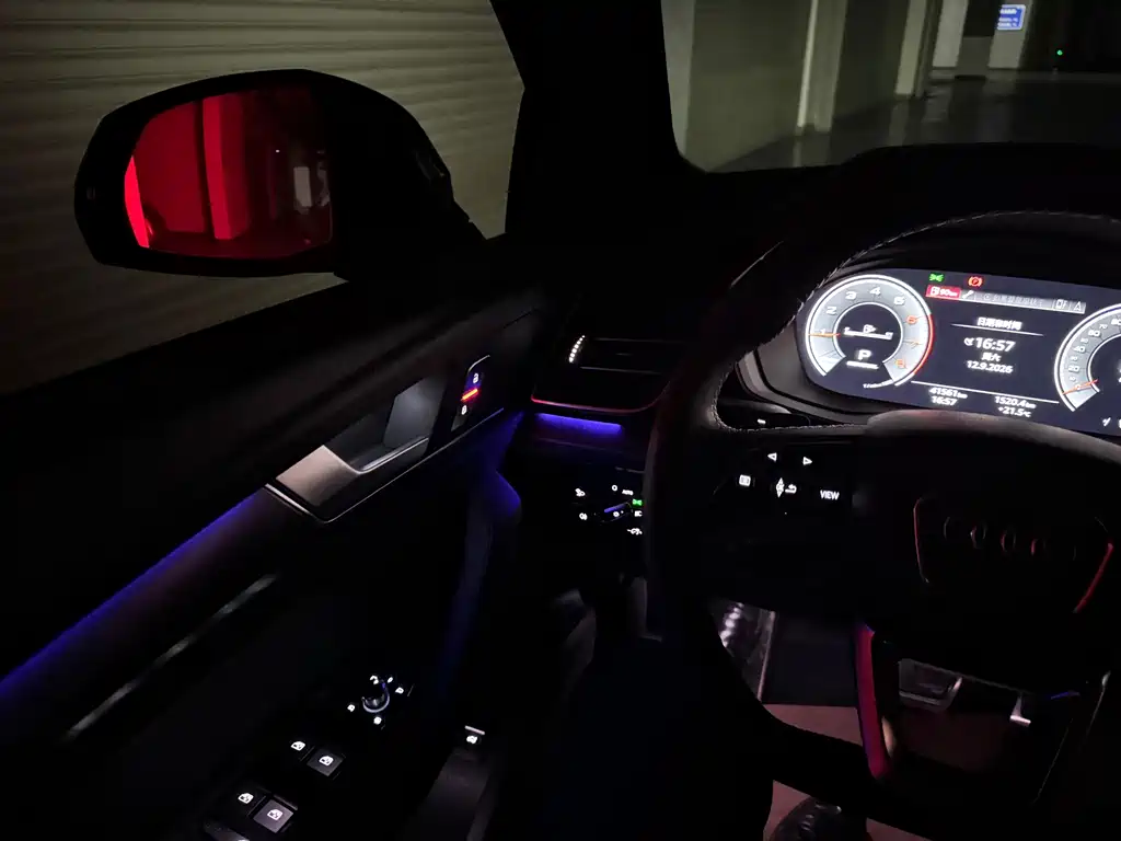 Audi Q5L — миниатюра 45