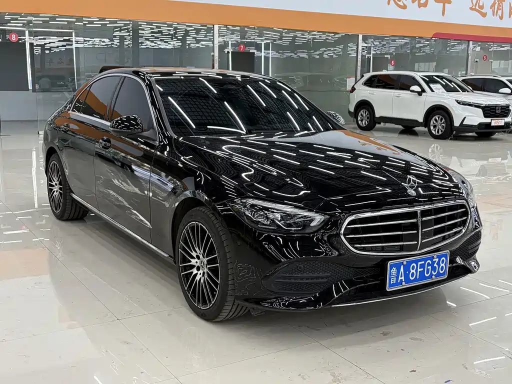 Mercedes-Benz C-Class — миниатюра 3