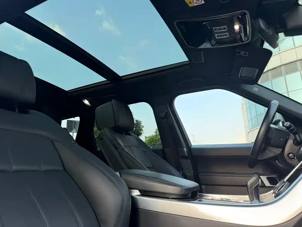 Land Rover Sport PHEV — миниатюра 12