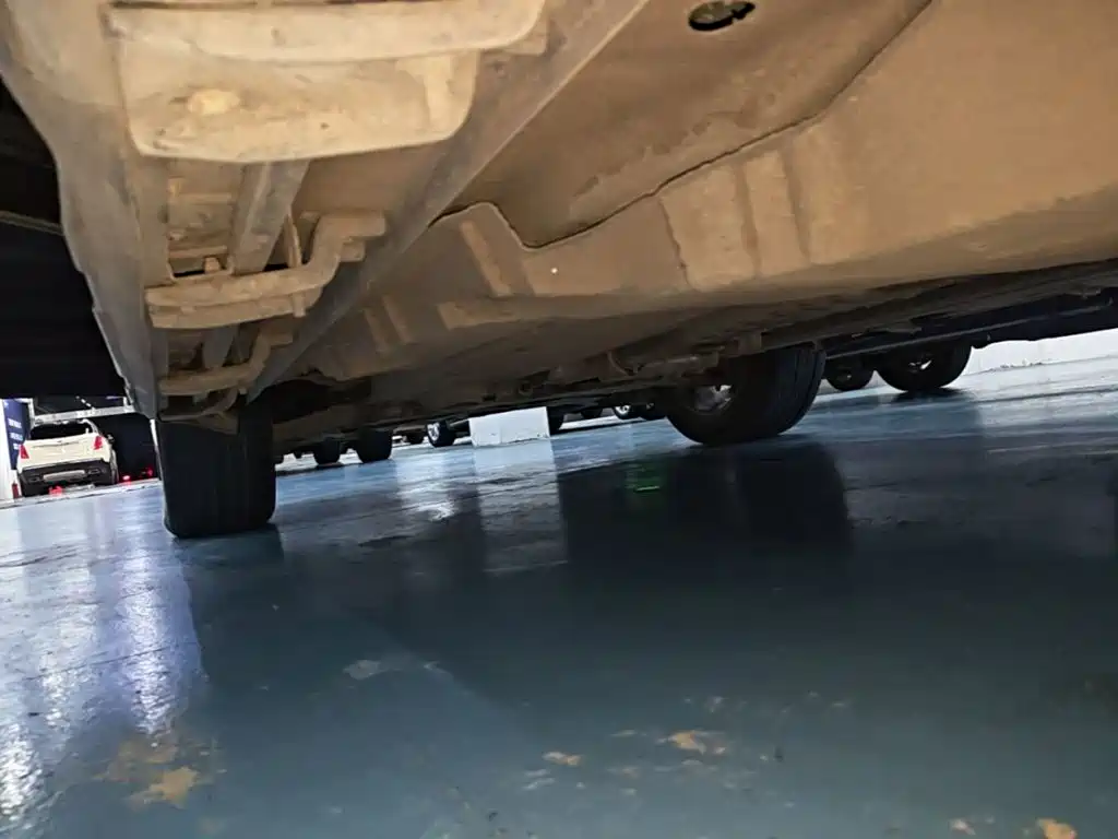 Jeep Grand Commander — миниатюра 22