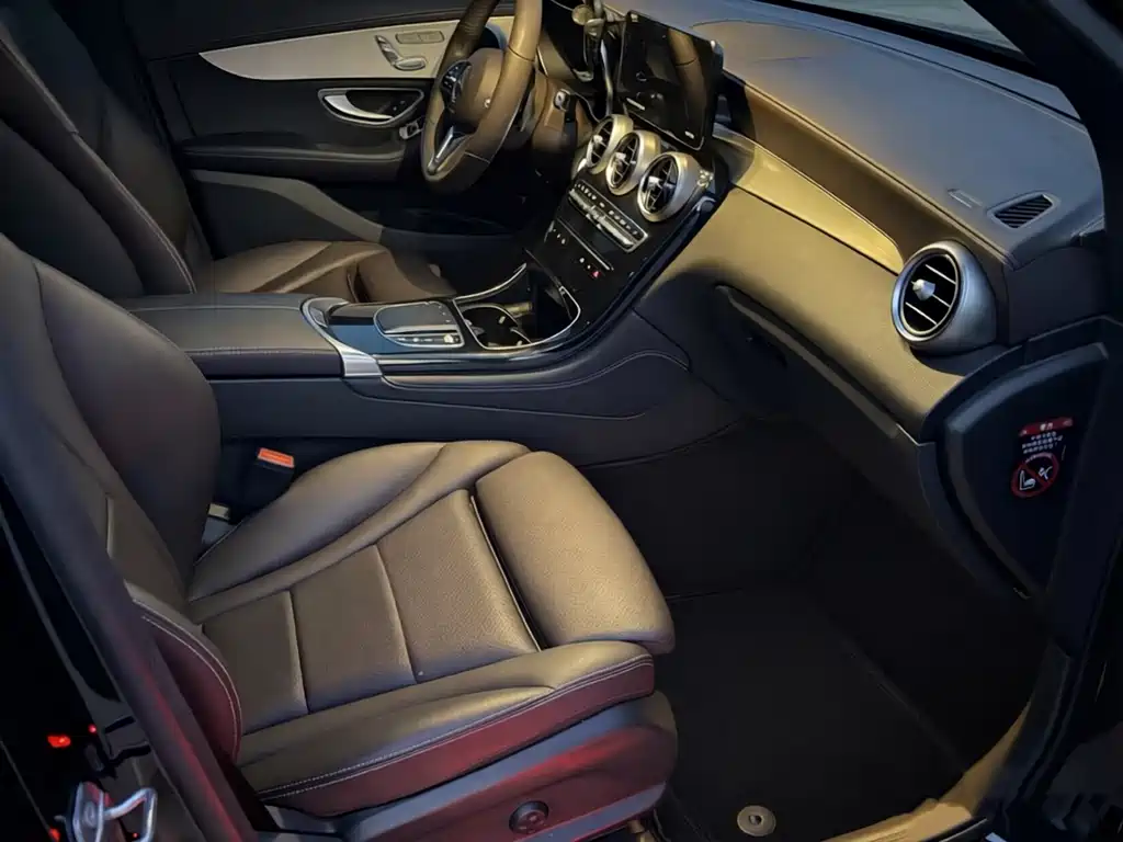 Mercedes-Benz GLC — миниатюра 3