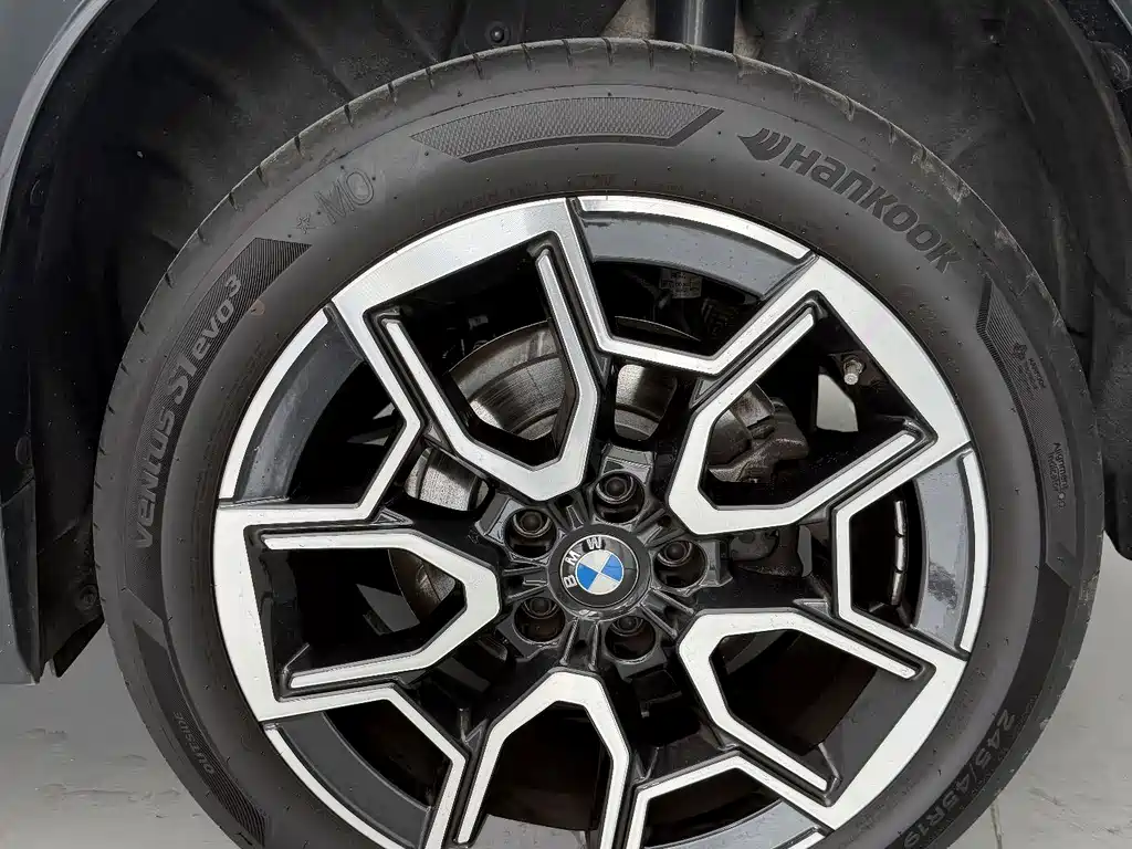 BMW X1 — миниатюра 13
