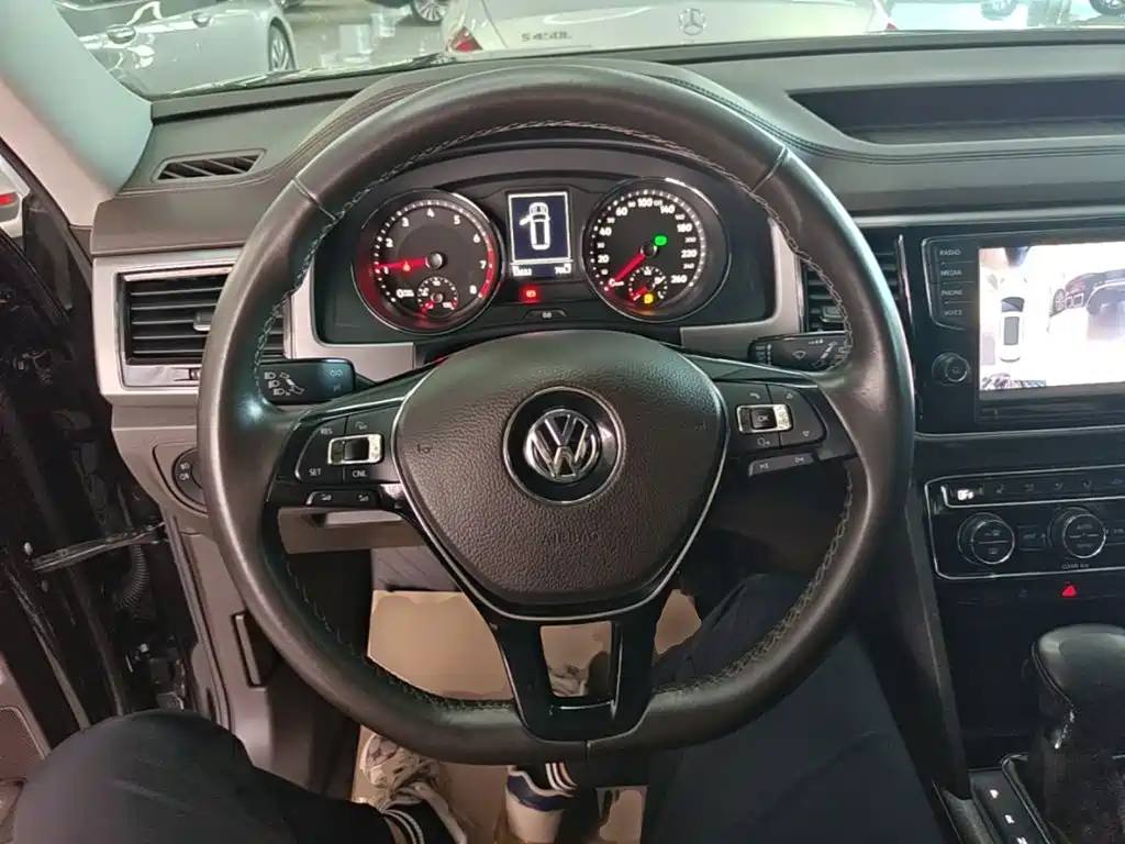 Volkswagen Teramont — миниатюра 11