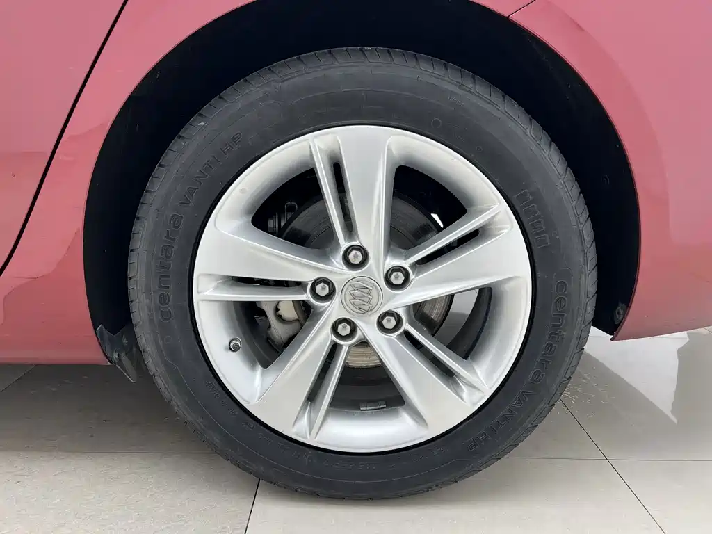 Buick Regal — миниатюра 16