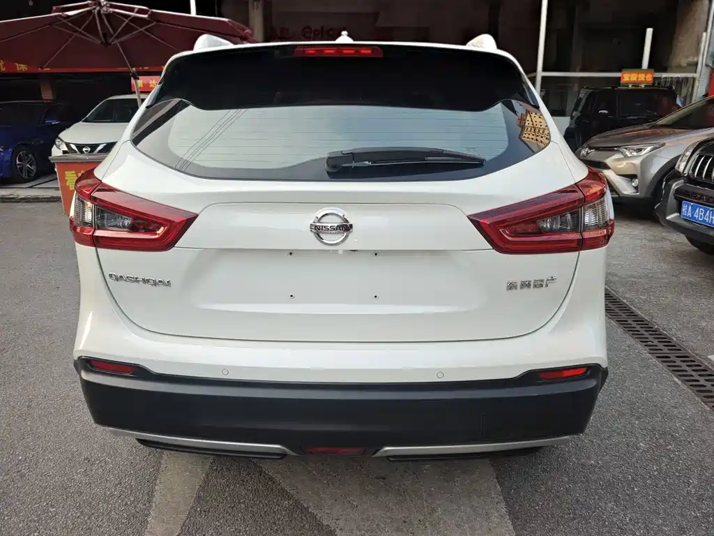 Nissan Qashqai — миниатюра 5