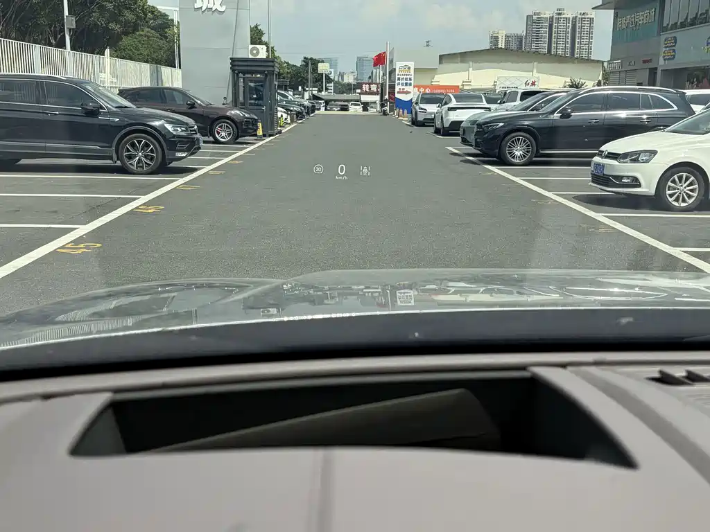 BYD PLUS New Energy — миниатюра 12