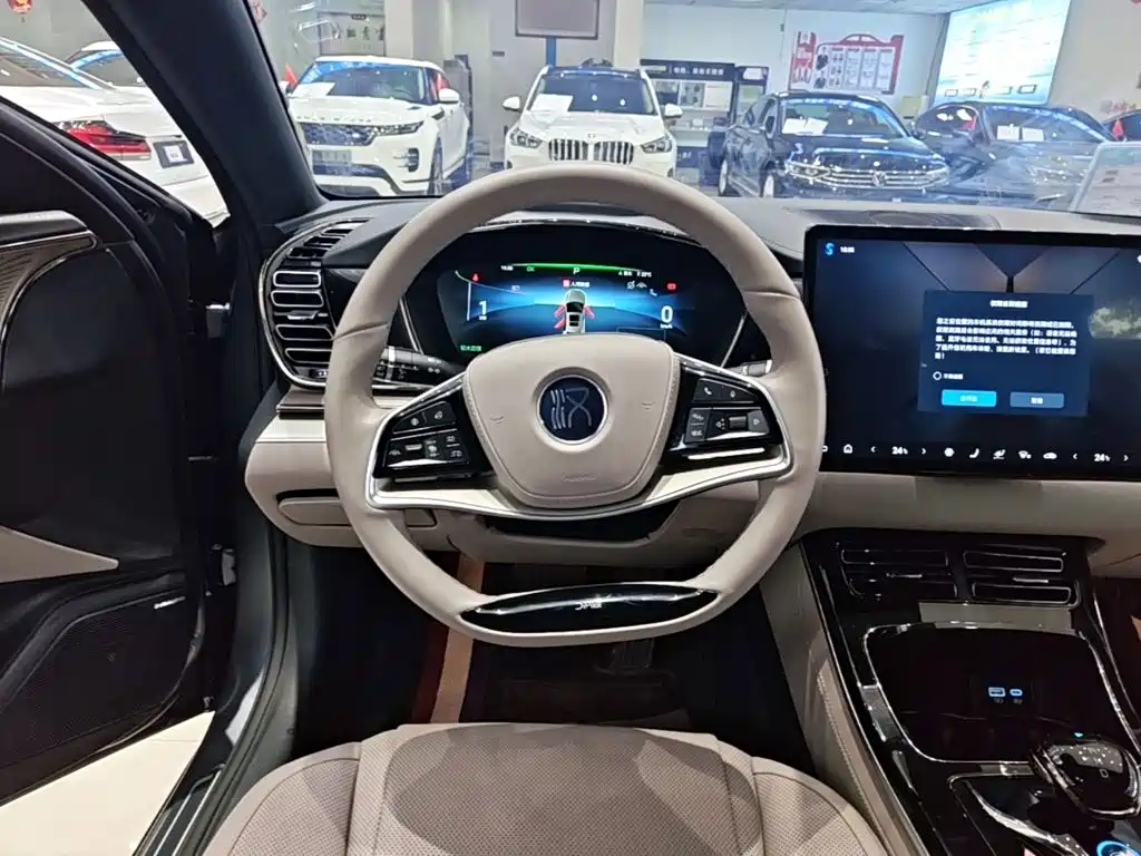 BYD Han — миниатюра 11