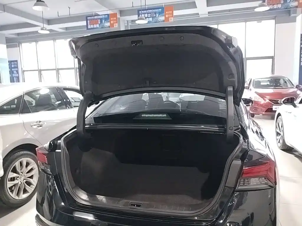 Nissan Teana — миниатюра 19