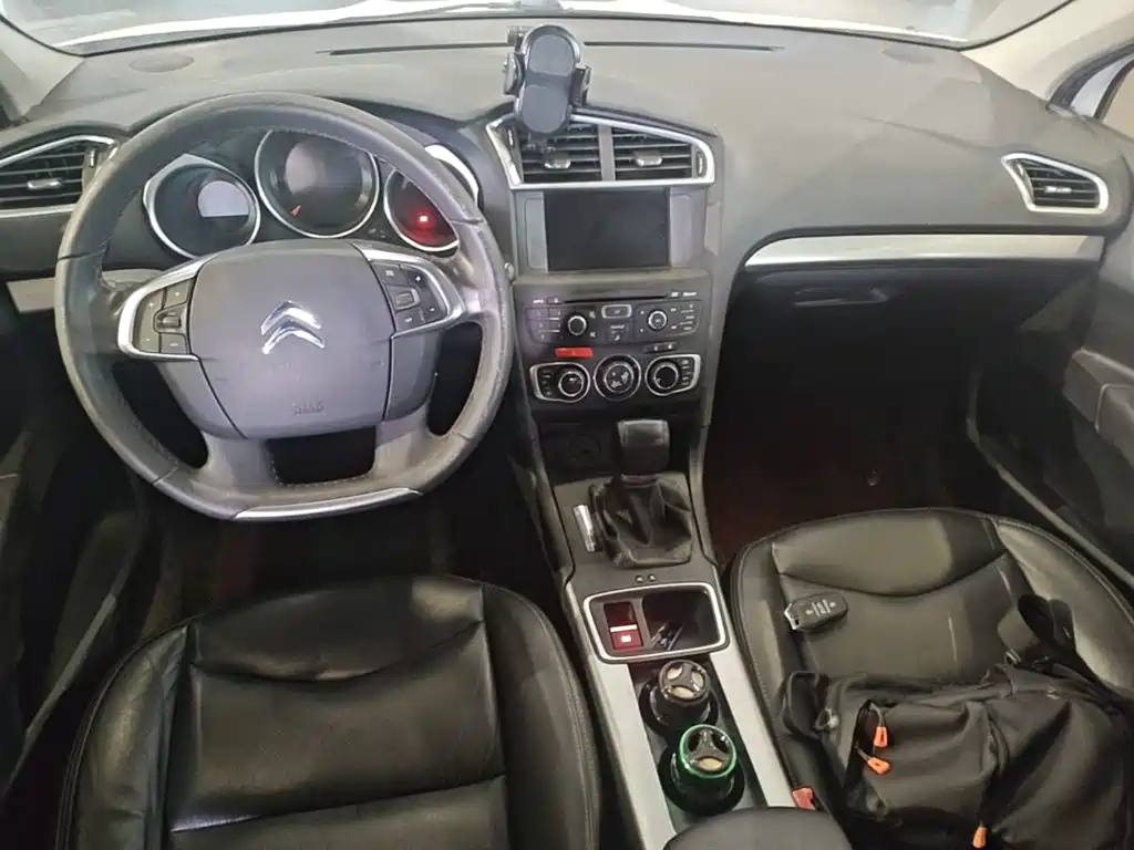 Citroen C4L — миниатюра 10