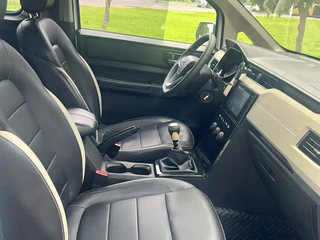 Wuling Journey 2021 1.5T MT Luxury