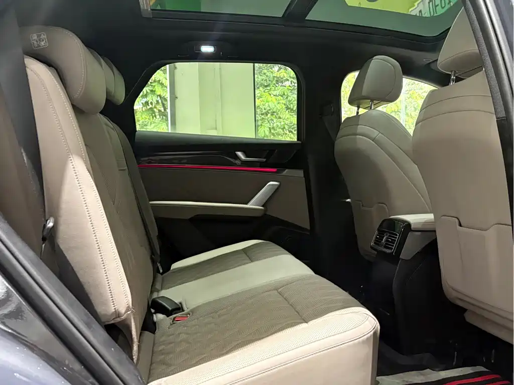 BYD Tang New Energy — миниатюра 19