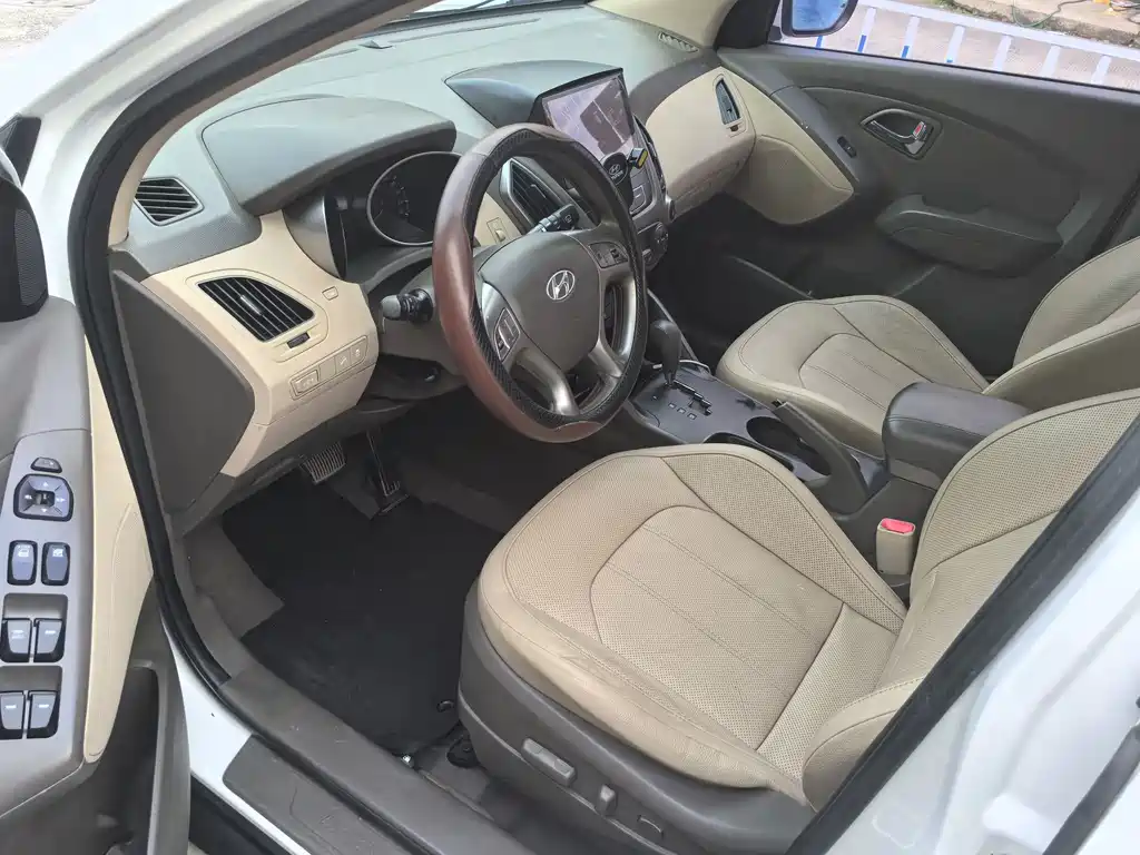 Hyundai ix35 — миниатюра 7