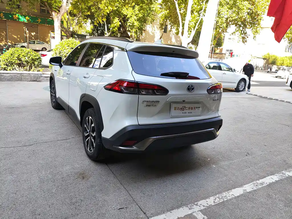 Toyota Frontlander — миниатюра 15
