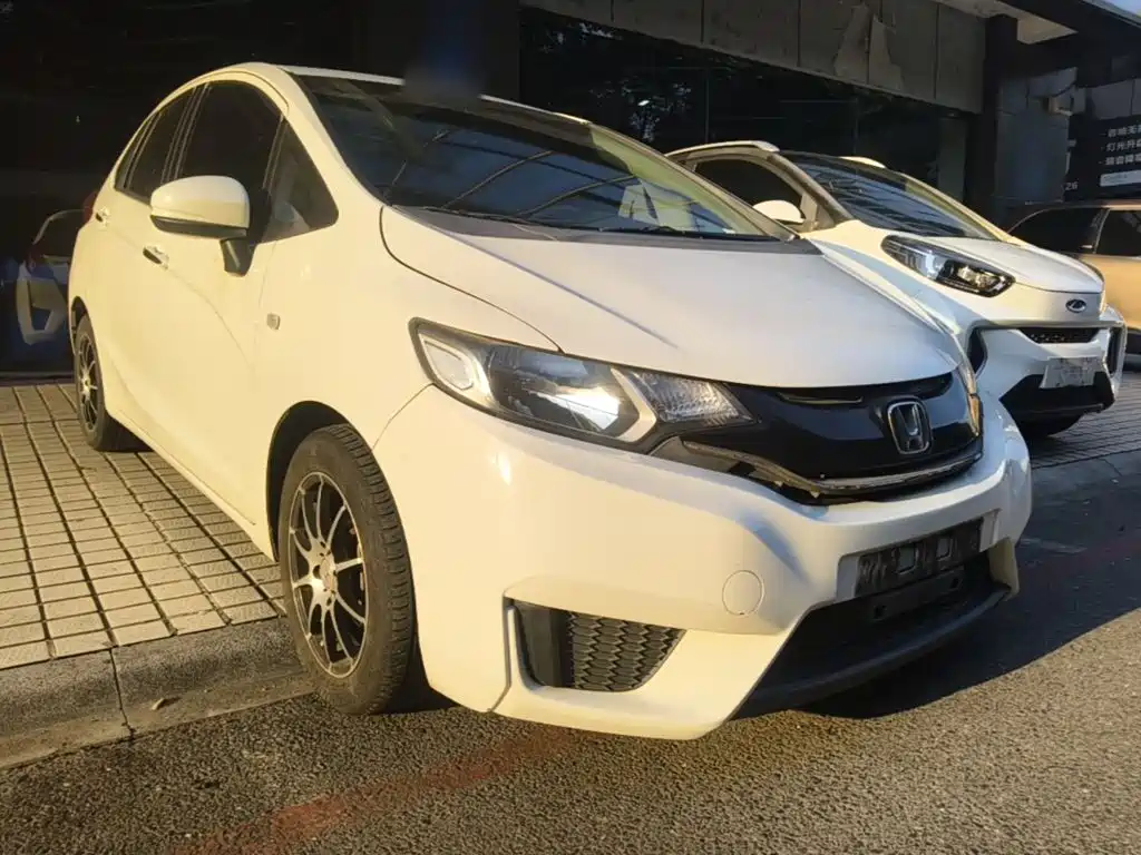 Honda Fit — миниатюра 4