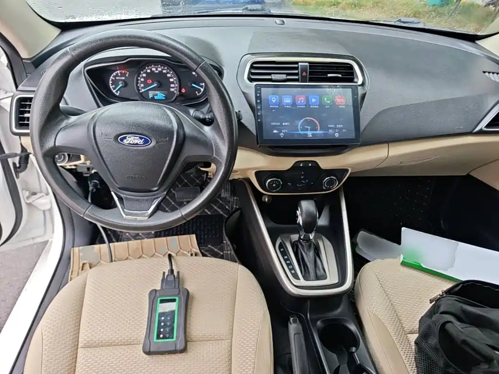 Ford Escort — миниатюра 10