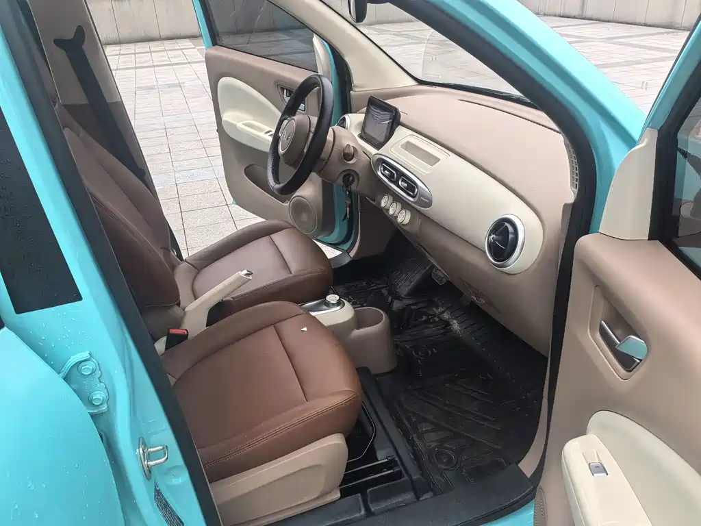 Wuling MINIEV — миниатюра 11