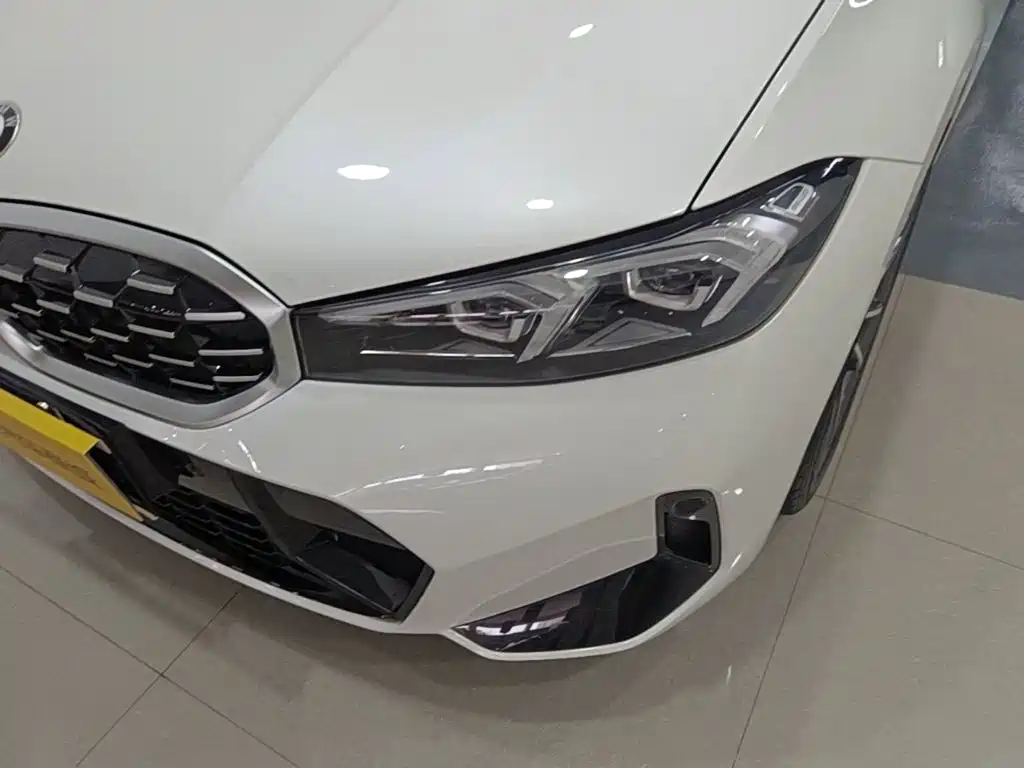 BMW 3 Series — миниатюра 24