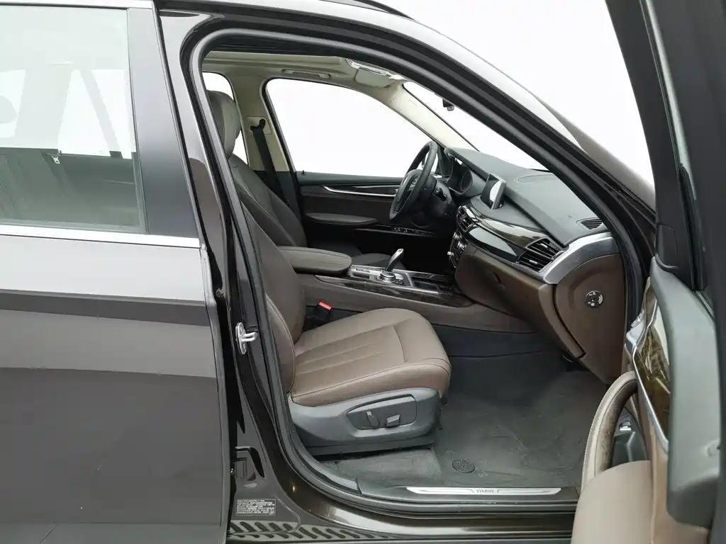 BMW X5 (Import) — миниатюра 23