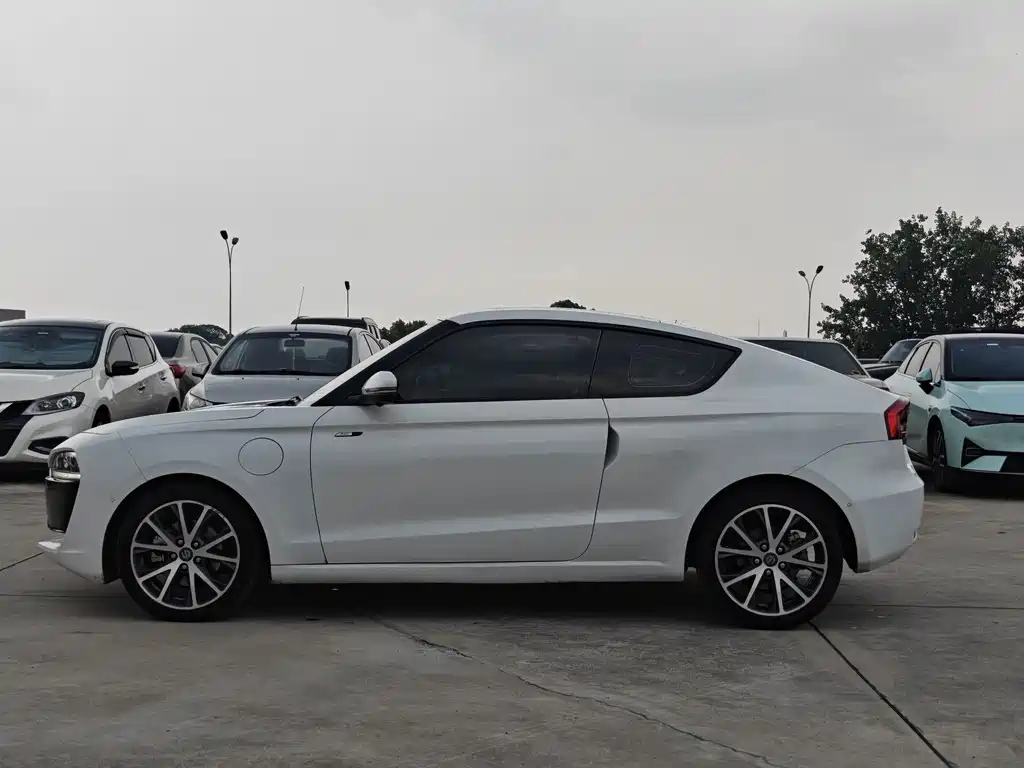 Leapmotor Leapmotor S01 — миниатюра 7
