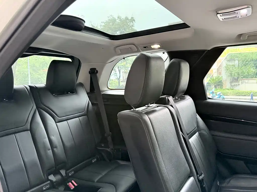 Land Rover Discovery — миниатюра 10