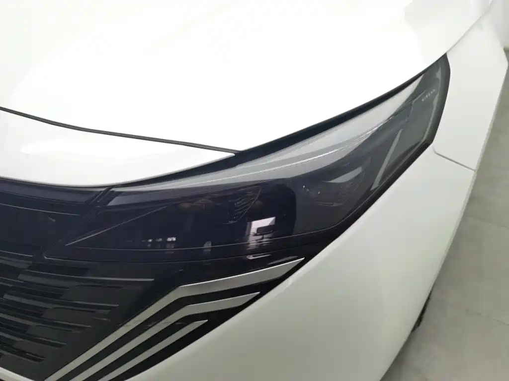 Nissan Teana — миниатюра 7