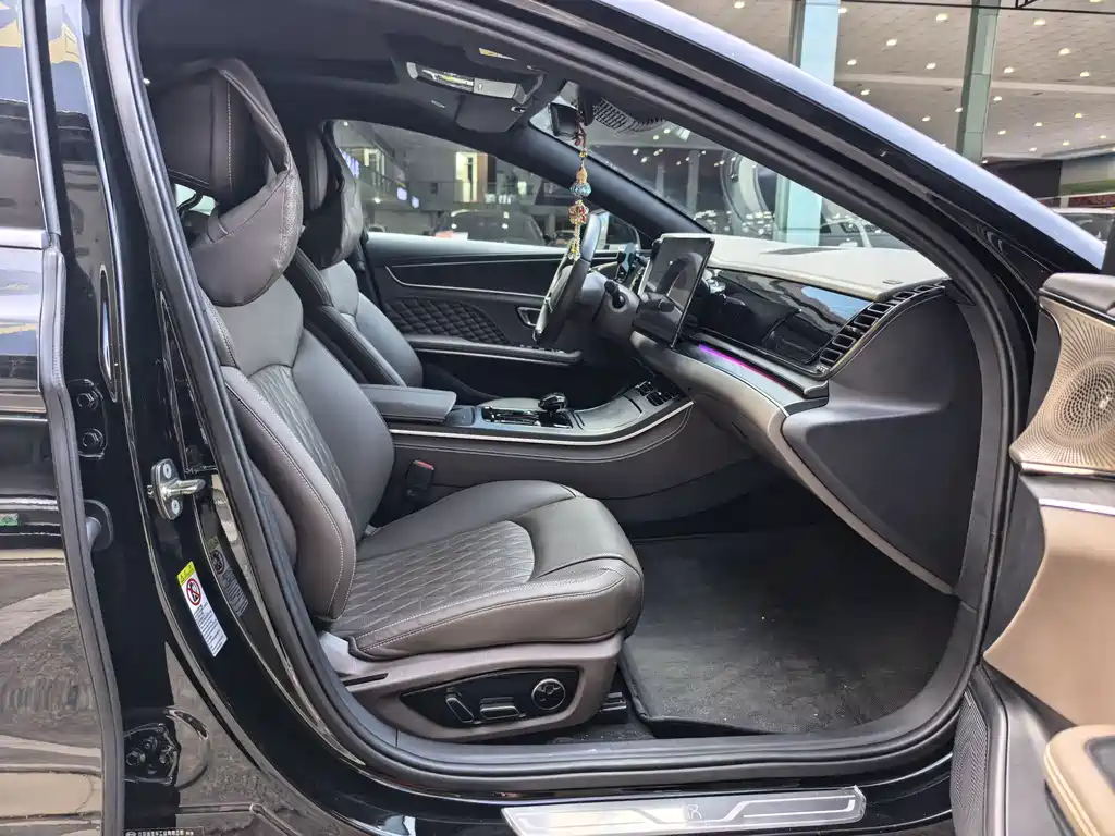 BYD Han — миниатюра 12