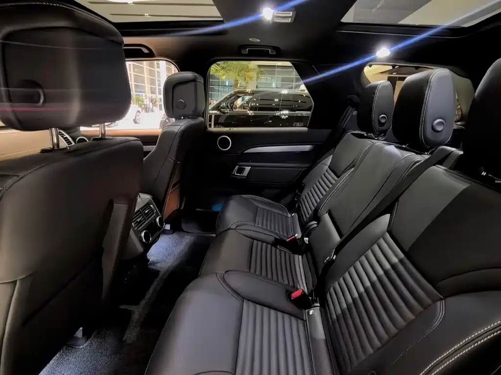 Land Rover Discovery — миниатюра 3