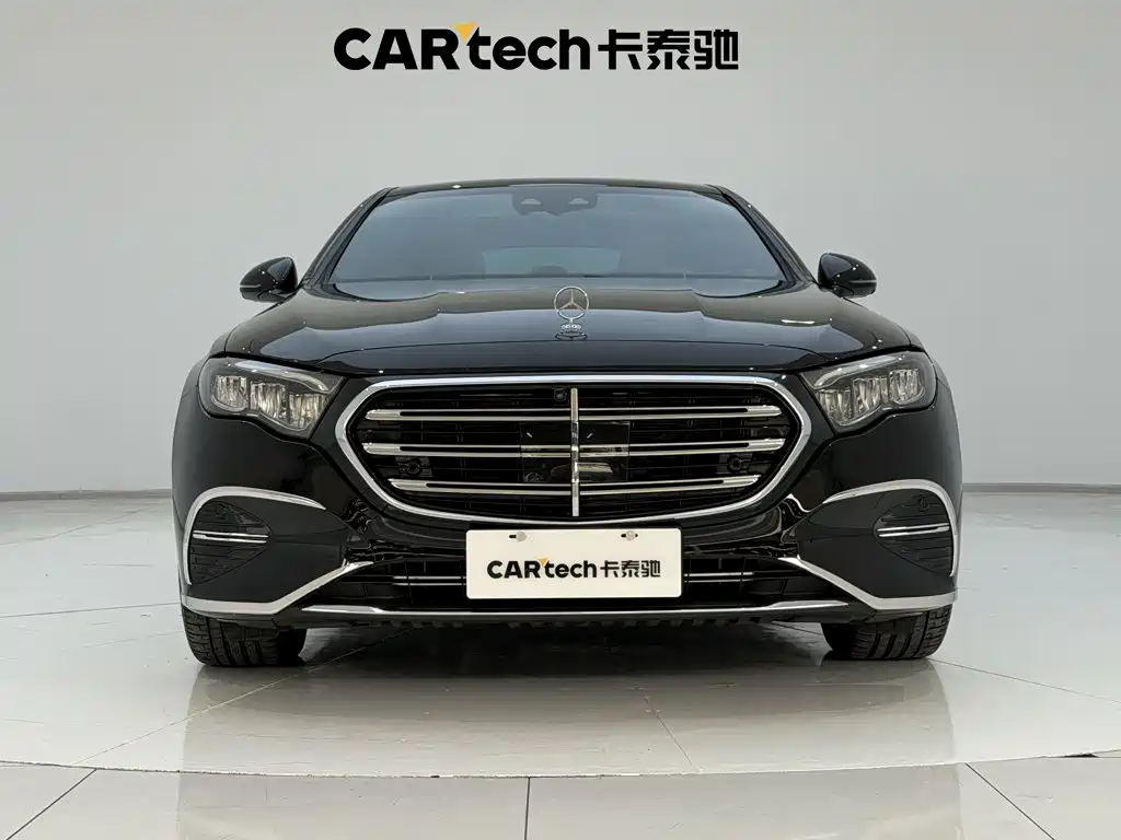 Mercedes-Benz E-Class — миниатюра 3