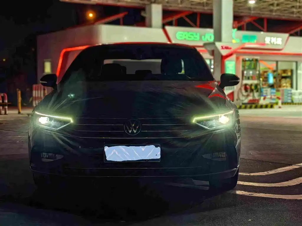 Volkswagen Magotan — миниатюра 2