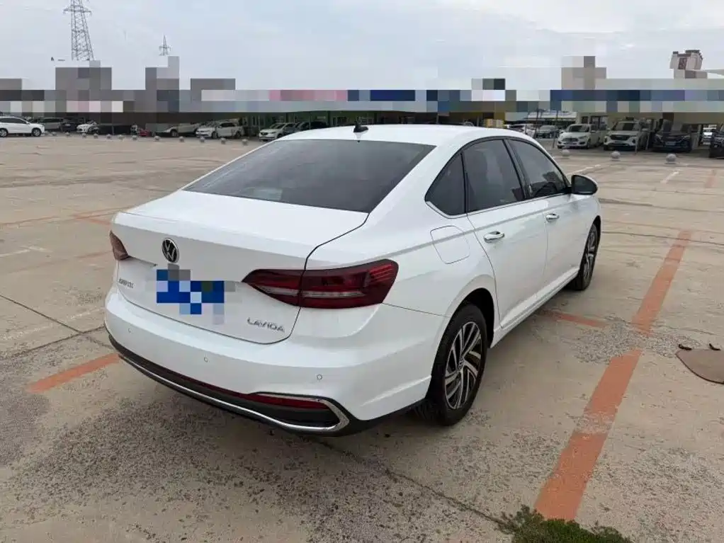 Volkswagen Lavida — миниатюра 6