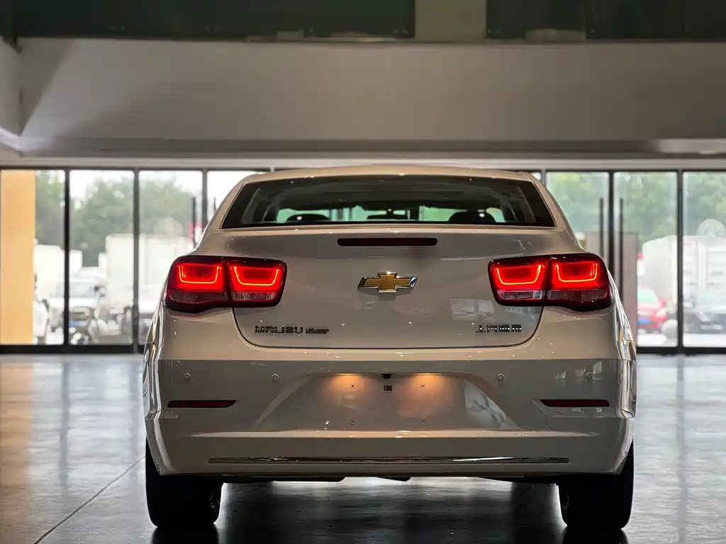 Chevrolet Malibu — миниатюра 8
