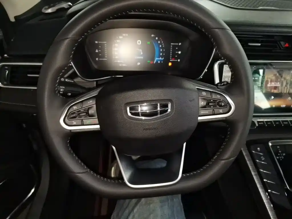 Geely Boyue — миниатюра 11