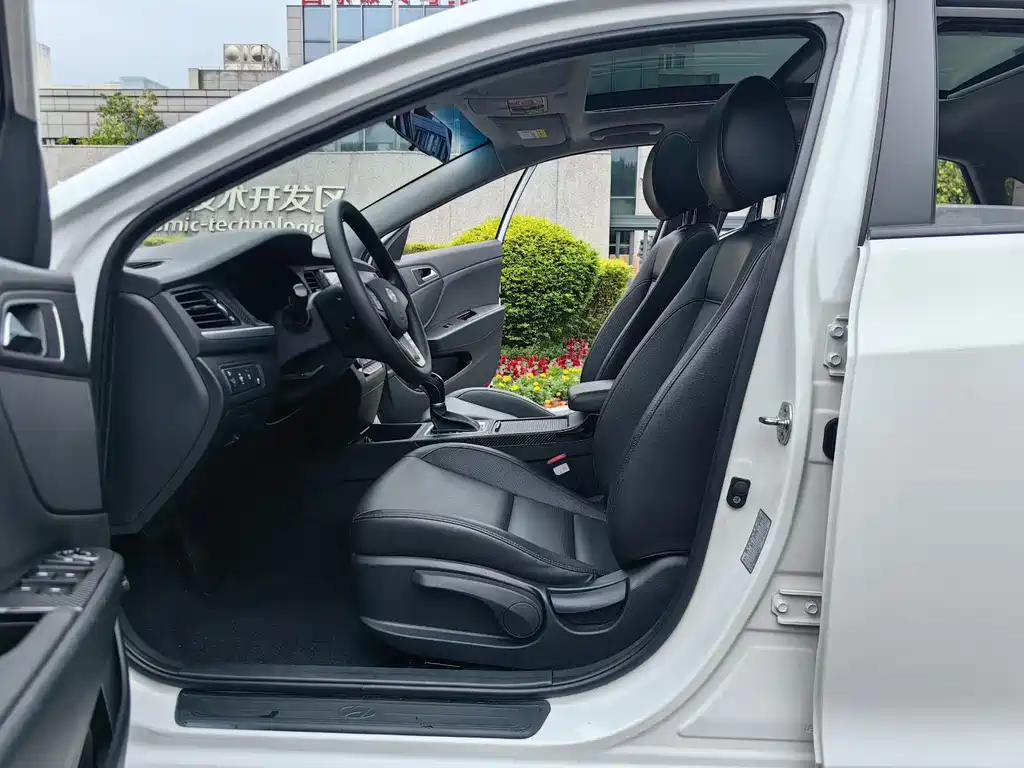 Hyundai Mistra — миниатюра 4
