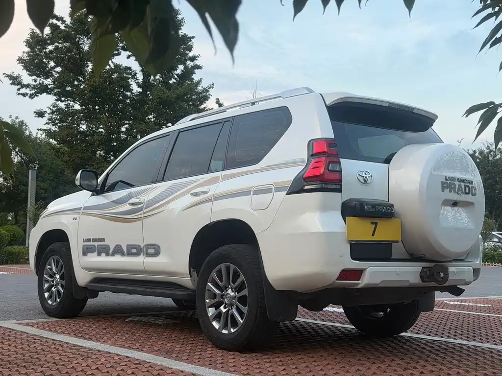 Toyota Prado (Import) — миниатюра 4