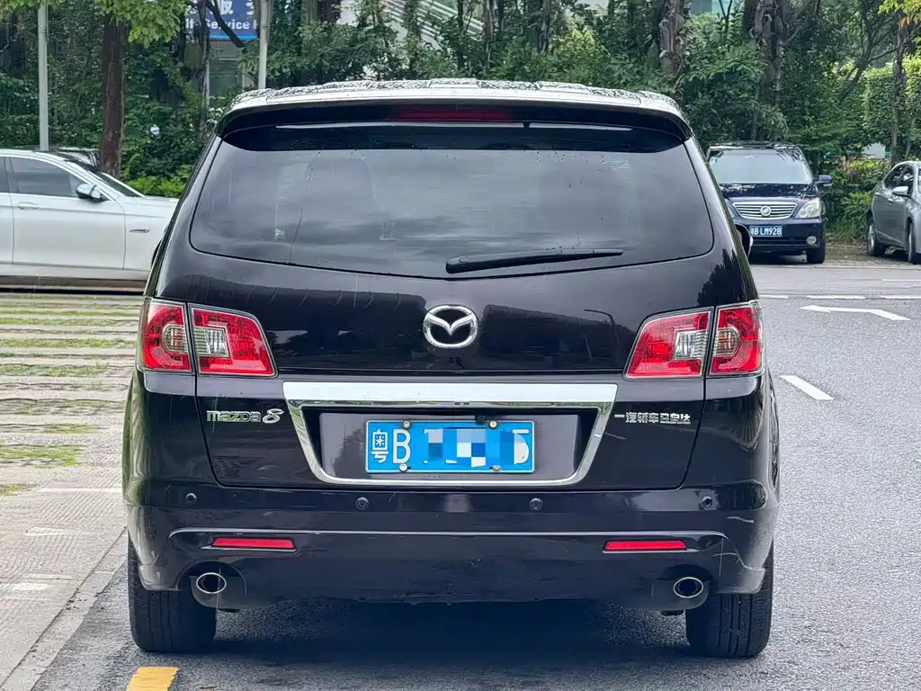 Mazda 8 — миниатюра 5