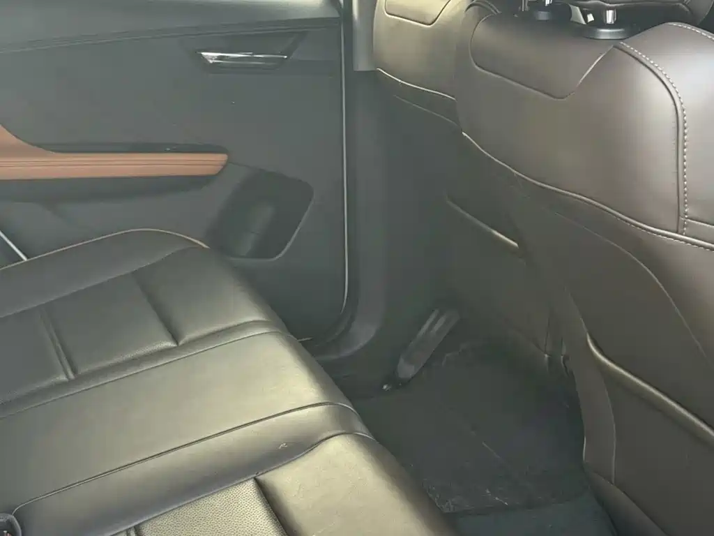 BYD e2 — миниатюра 8