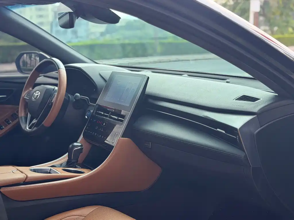 Toyota Avalon — миниатюра 14