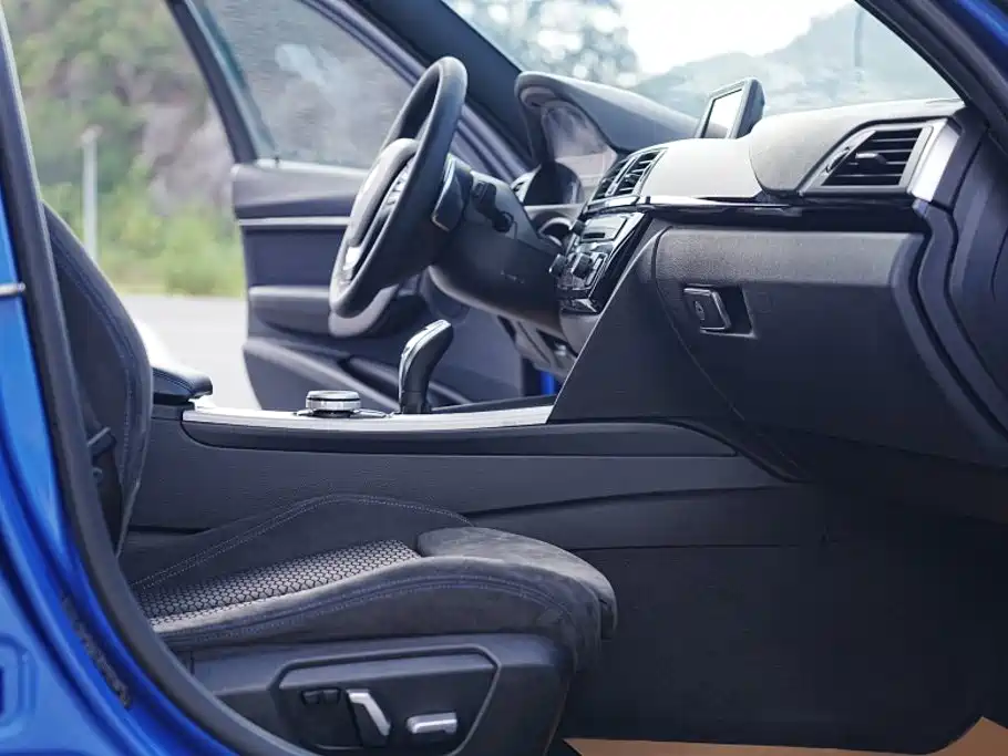 BMW 3 Series — миниатюра 2