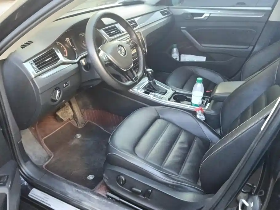 Volkswagen Passat — миниатюра 9