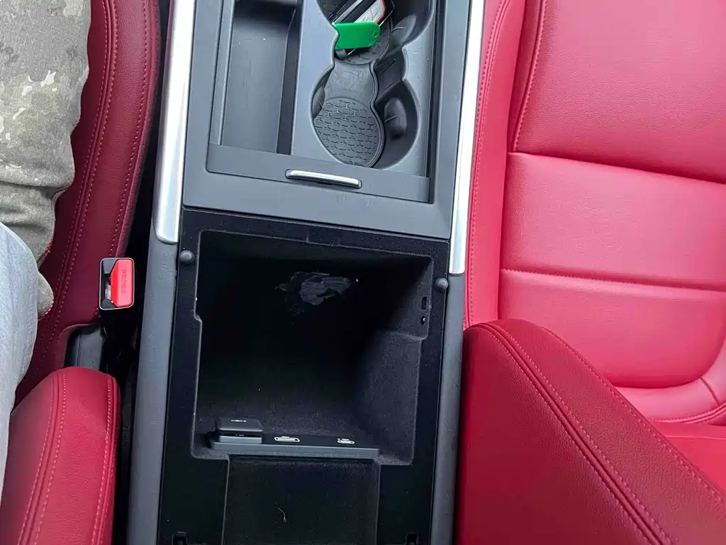 Jaguar XEL — миниатюра 17
