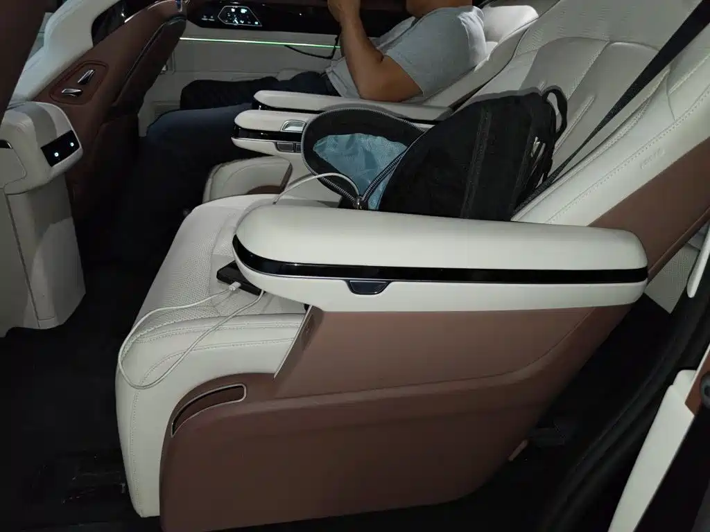 BYD Xia — миниатюра 18