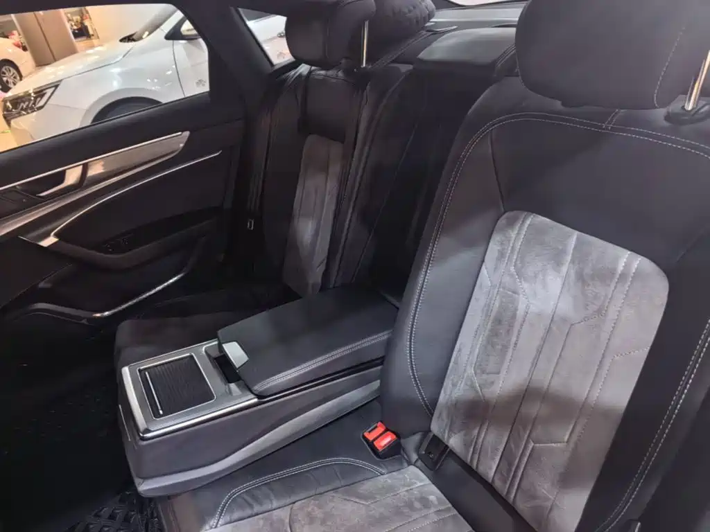 Audi A6L — миниатюра 19