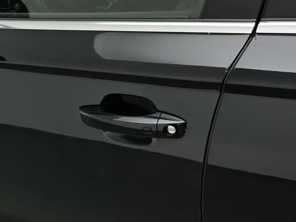 Audi A6L — миниатюра 18