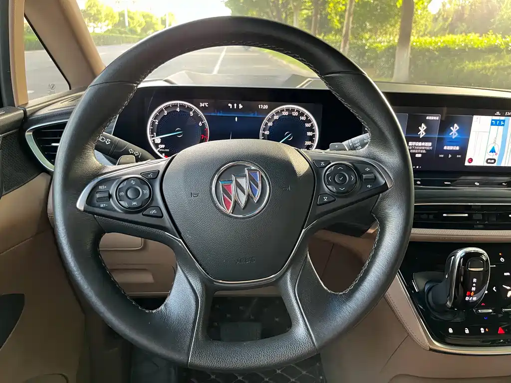 Buick GL8 — миниатюра 12