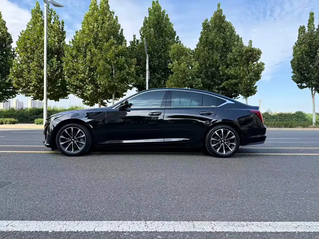 Cadillac CT5 — миниатюра 4