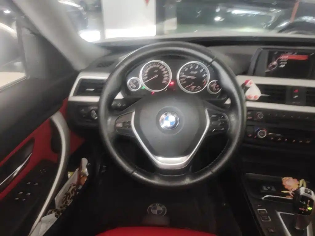 BMW 3 Series GT — миниатюра 11