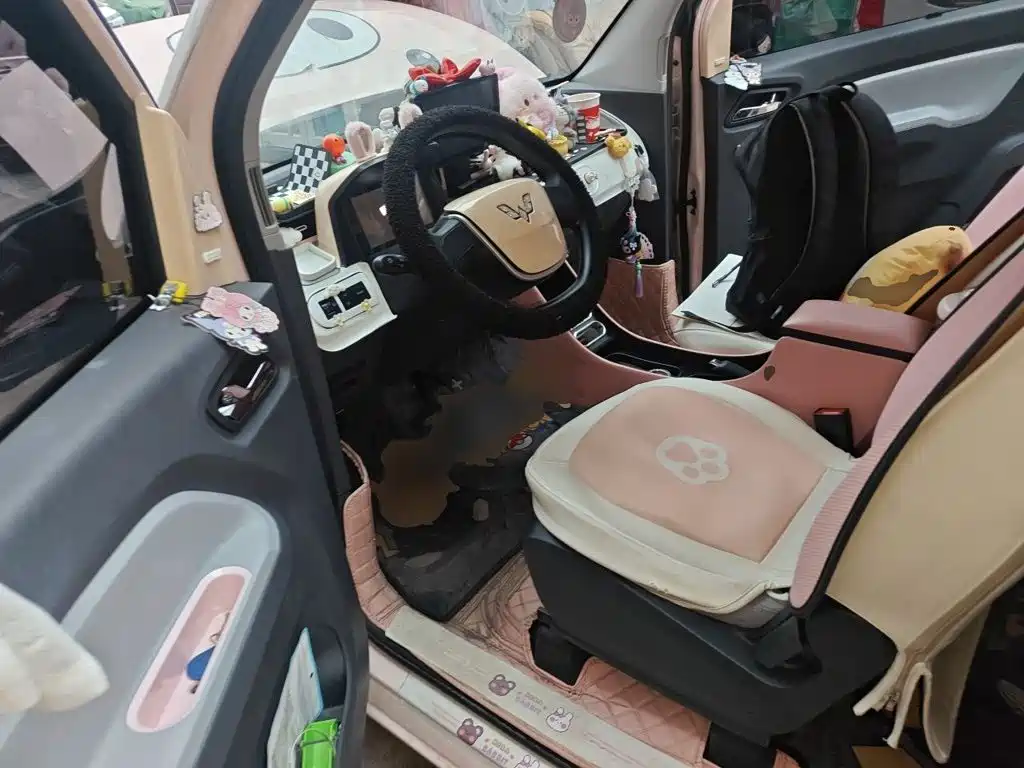 Wuling MINIEV — миниатюра 12