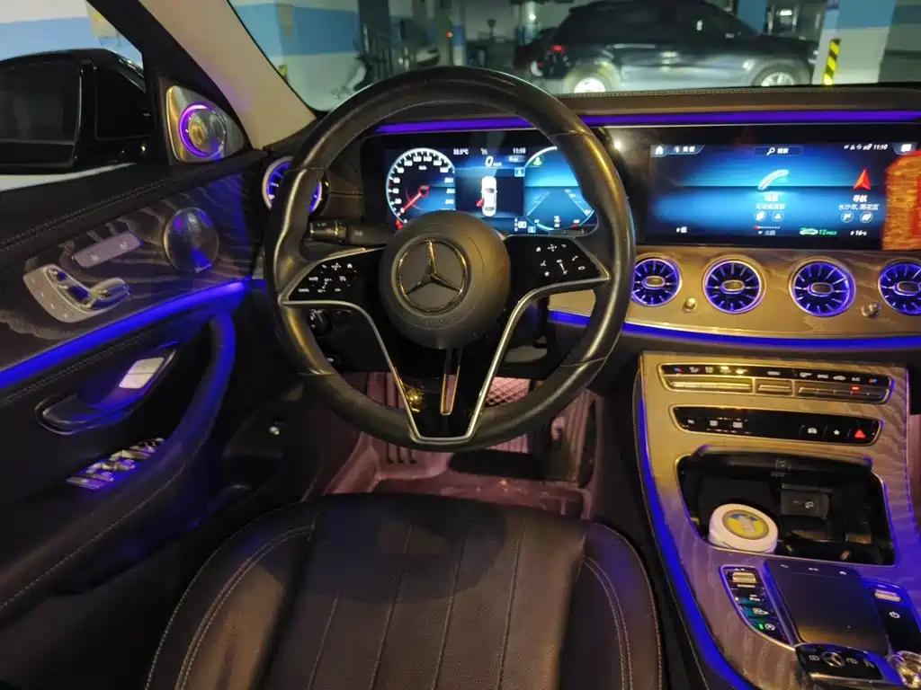 Mercedes-Benz E-Class — миниатюра 6