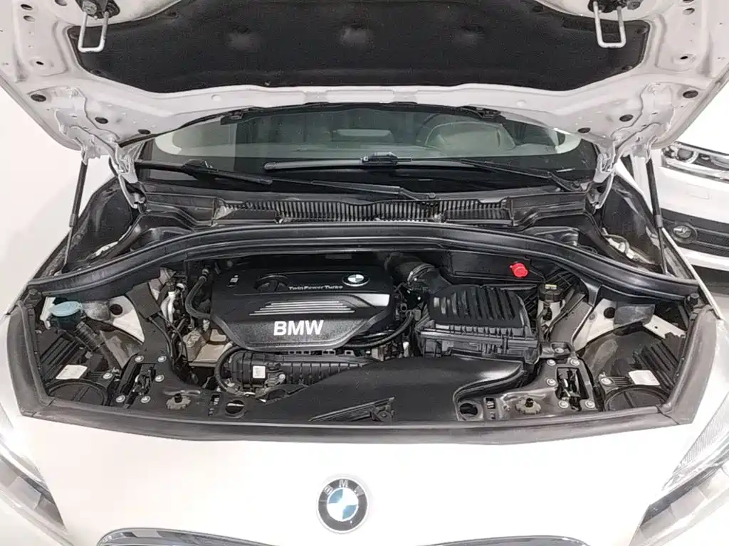 BMW 2 Series Active Tourer — миниатюра 20